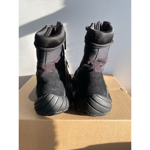 adidas Yeezy 500 High Tactical Boot Size 8.5